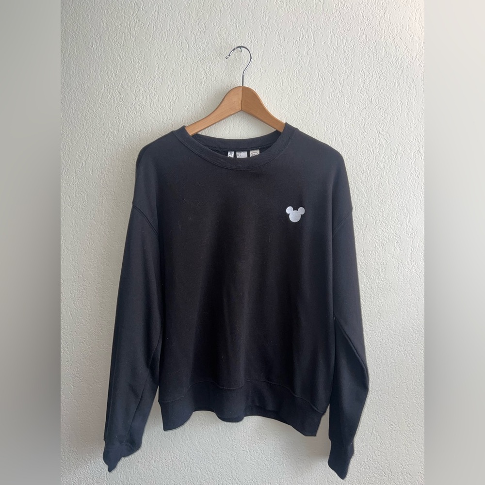 Classic Disney Minimalist Mickey Mouse Black Crewneck Sweatshirt Size M